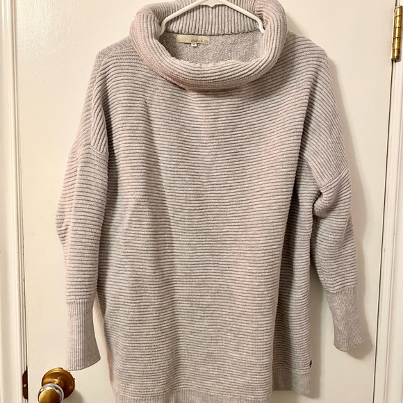 MONK & LOU Kinley Pullover Tunic - Picture 4 of 6